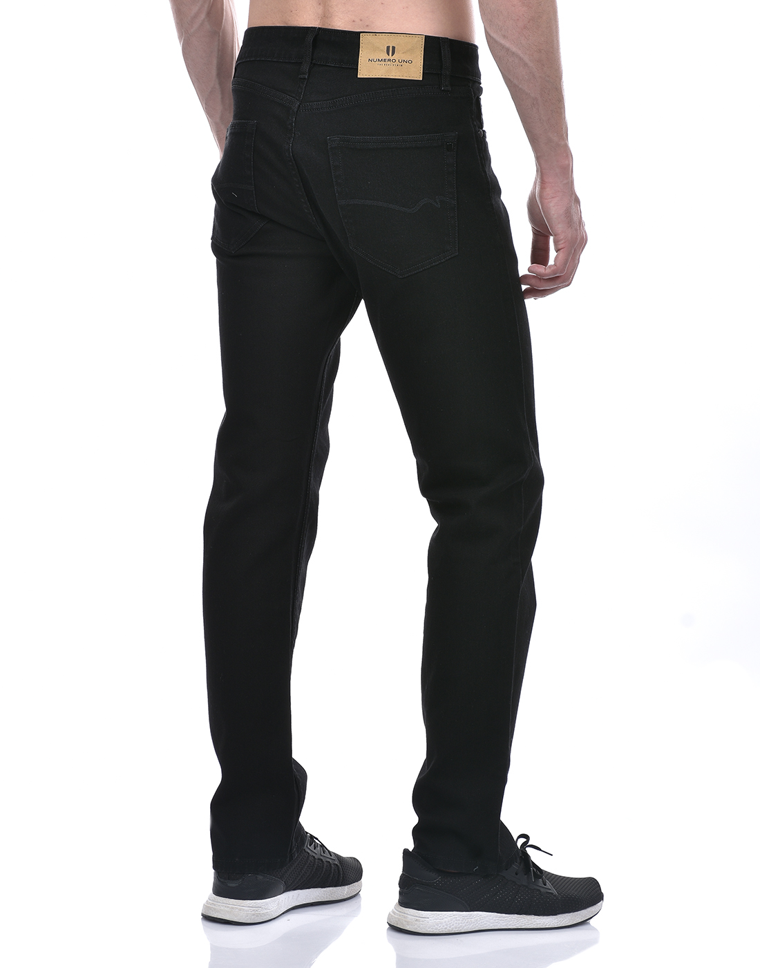 Numero Uno Men Tappered Fit Black Solid Sustainable Stretchable Jeans